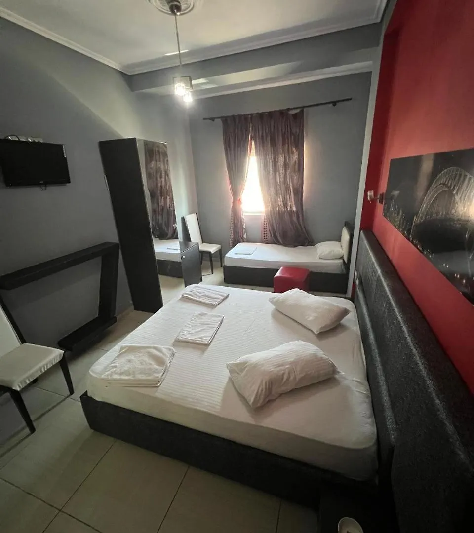 Hotel Rio Lushnjë