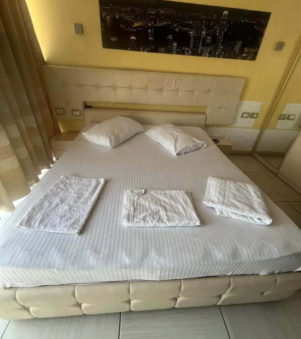Hotel Rio Lushnjë