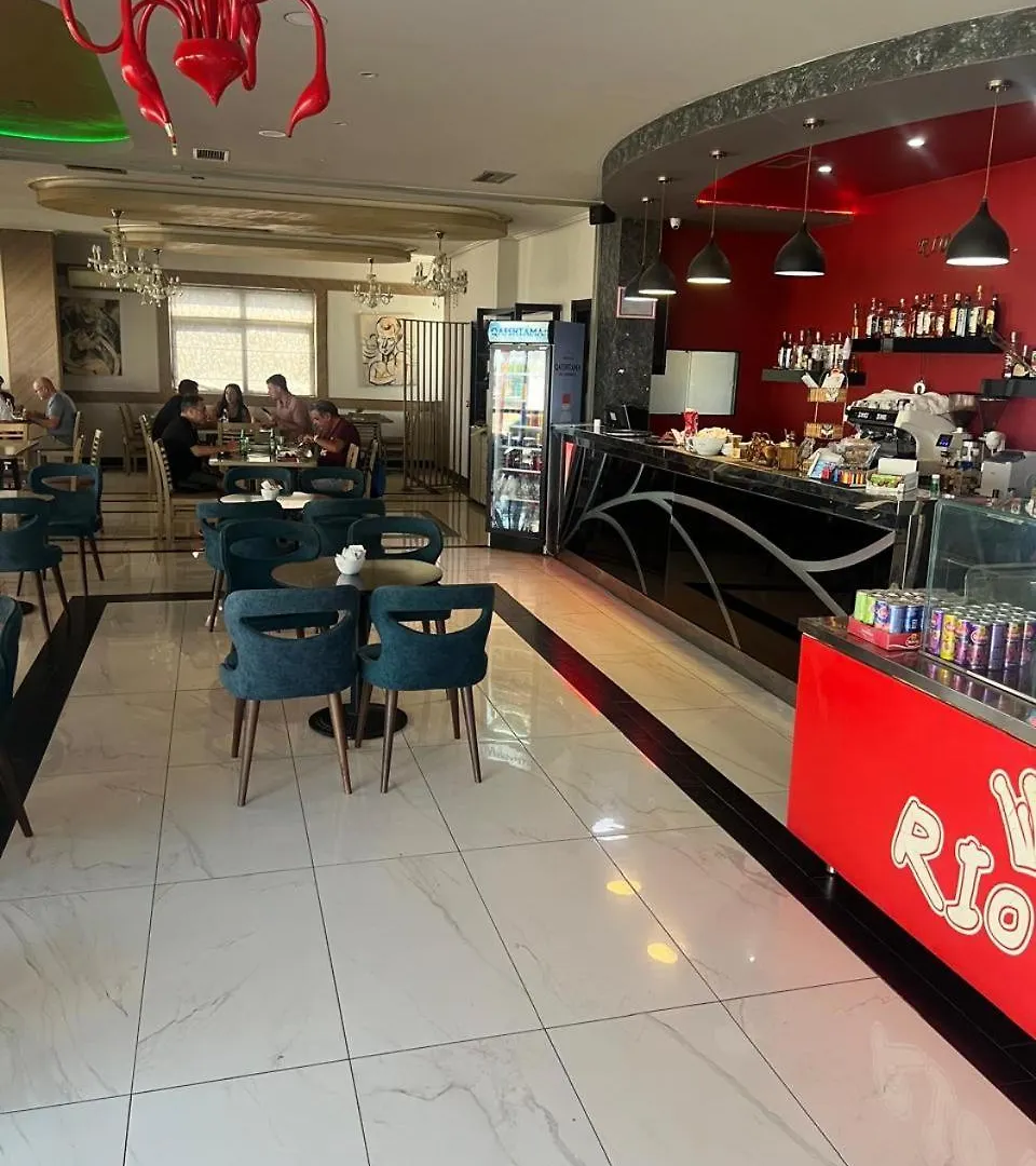 Hotel Rio Lushnjë